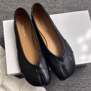 Maison Martin Margiela Black Leather Tabi Flats